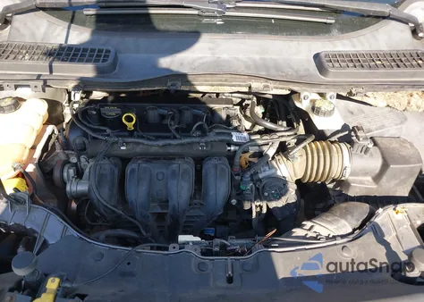 2014 Ford Escape S из США, поврежденный, VIN 1FMCU0F75EUD77165